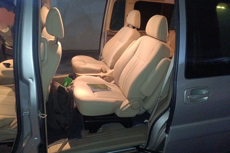 Used Buick GL8 2014 2.4L Classic Edition Interior 4
