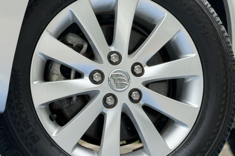 Used Buick GL8 2014 2.4L Classic Edition Interior 4