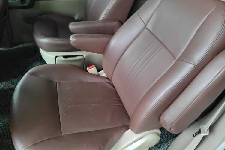 Used Buick GL8 2014 2.4L Classic Edition Interior 4