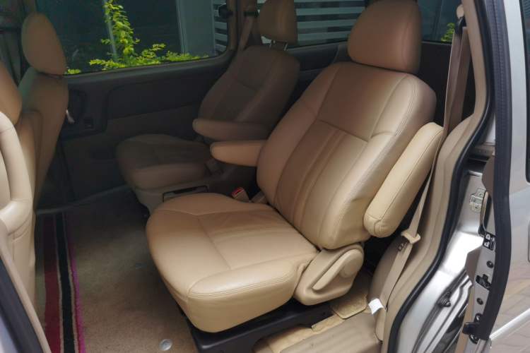 Used Buick GL8 2014 2.4L Classic Edition Interior 4