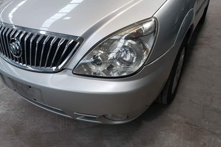 Used Buick GL8 2014 2.4L Classic Edition Left Front Headlight