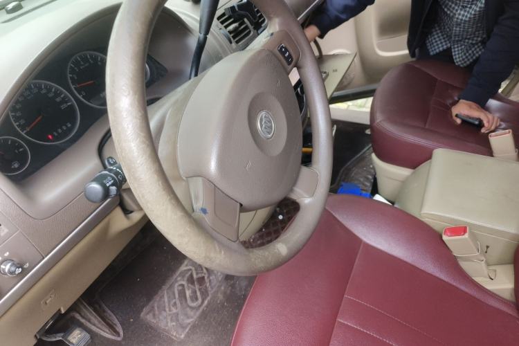 Used Buick GL8 2014 2.4L Classic Edition Left Front Seat
