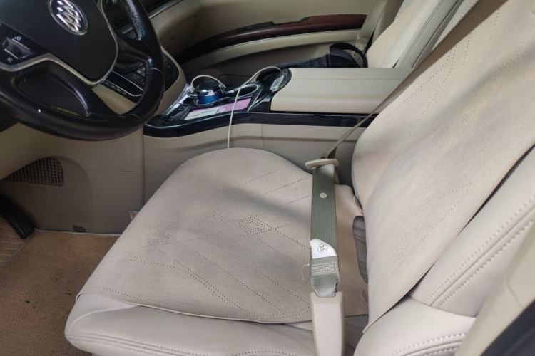 Used Buick GL8 2014 3.0L GT Luxury Business Haoya Edition Left Front Seat