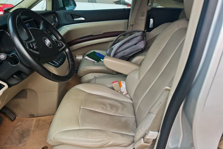 Used Buick GL8 2014 3.0L XT Luxury Business Flagship Edition Left Front Seat