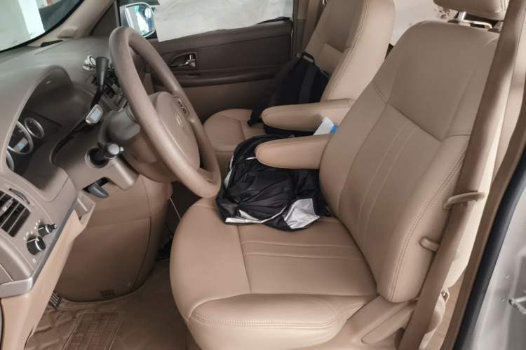 Used Buick GL8 2014 2.4L Classic Edition Left Front Seat