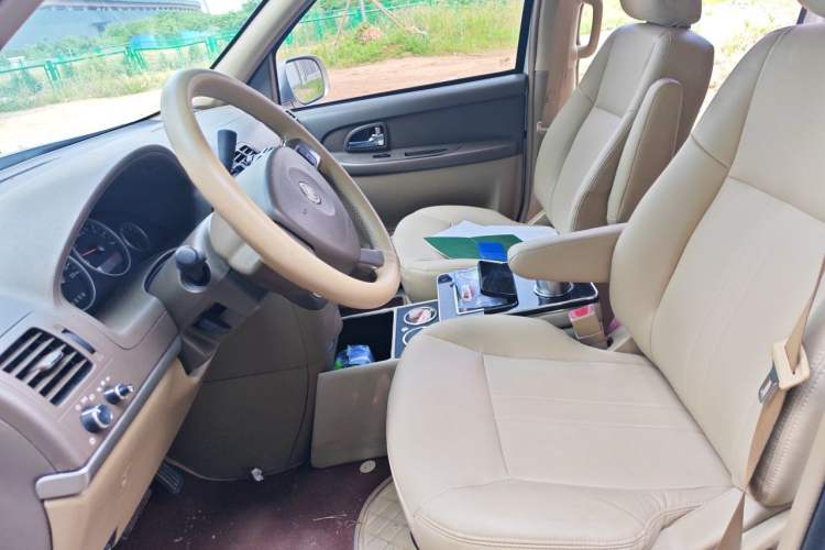 Used Buick GL8 2014 2.4L Classic Edition Left Front Seat