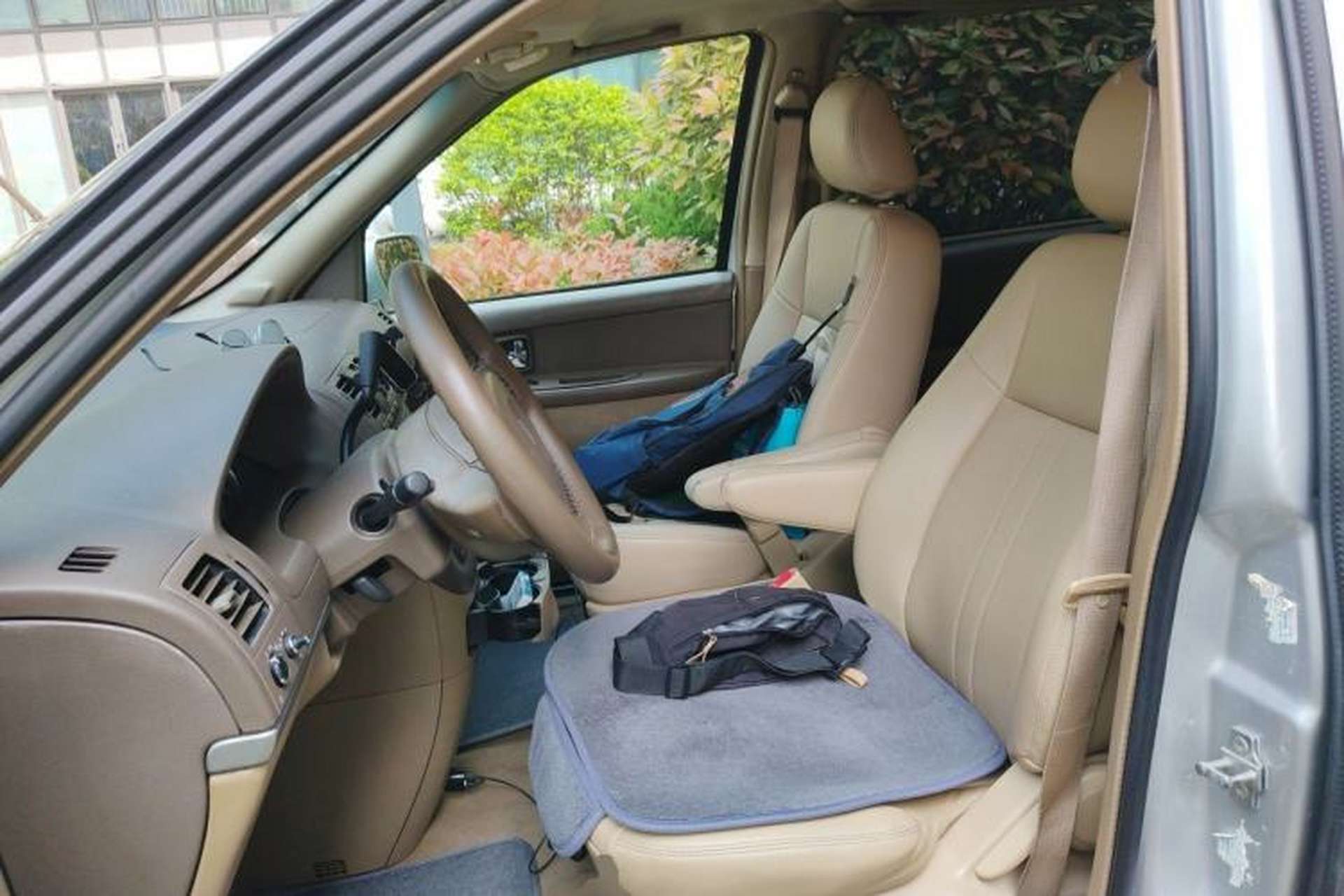 Used Buick GL8 2014 2.4L Classic Edition Left Front Seat