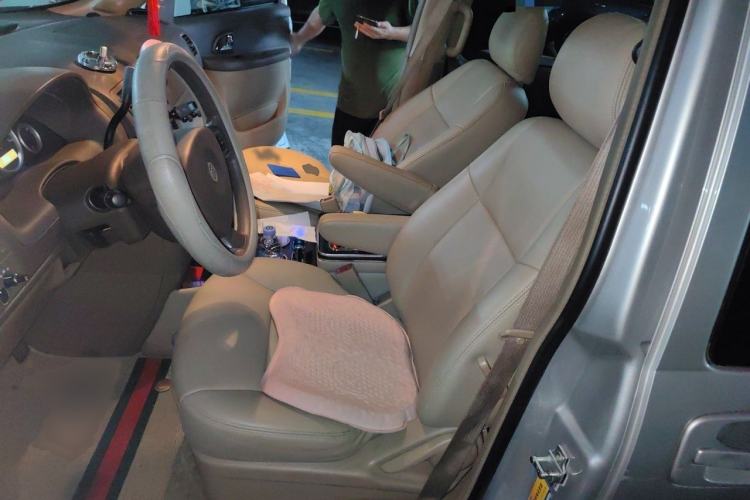 Used Buick GL8 2014 2.4L Classic Edition Left Front Seat