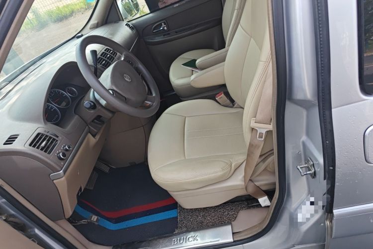 Used Buick GL8 2014 2.4L Classic Edition Left Front Seat