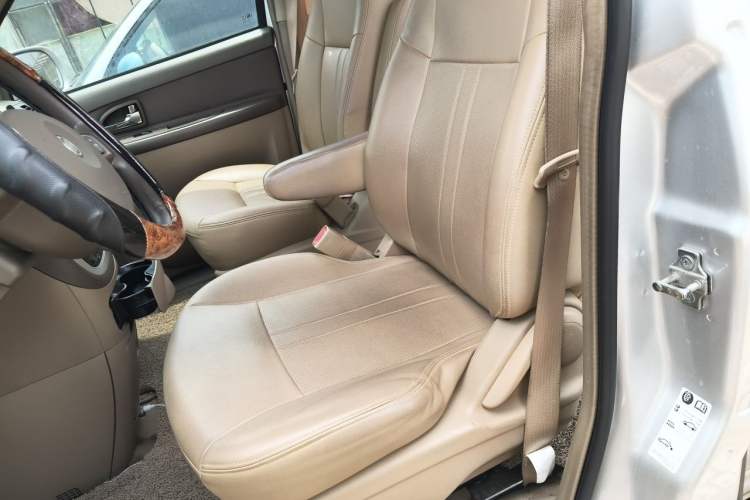 Used Buick GL8 2014 2.4L Comfort Edition Left Front Seat