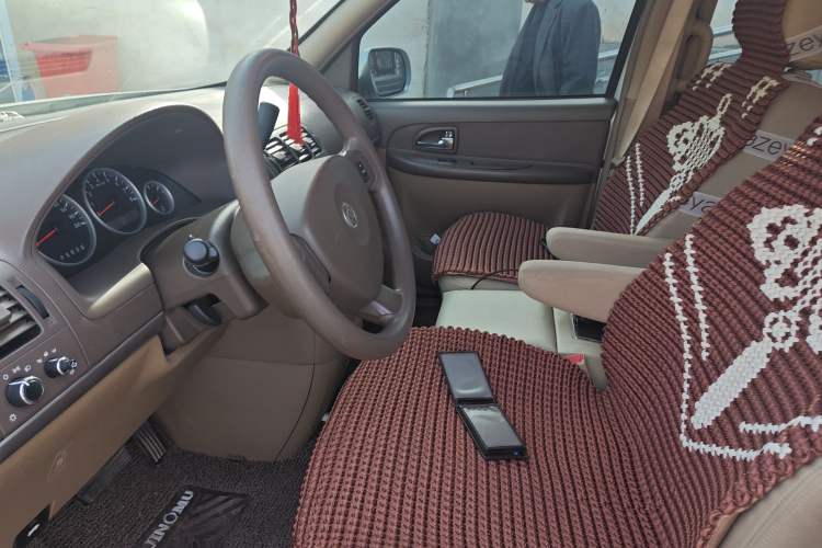 Used Buick GL8 2014 2.4L Classic Edition Left Front Seat