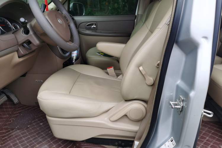 Used Buick GL8 2014 2.4L Classic Edition Left Front Seat