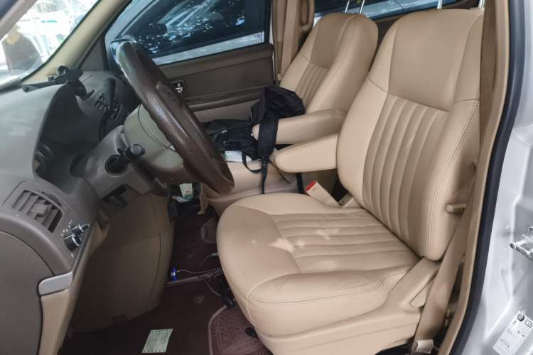 Used Buick GL8 2014 2.4L Comfort Edition Left Front Seat