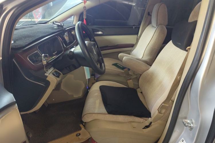 Used Buick GL8 2014 2.4L CT Luxury Business Comfort Edition Left Front Seat