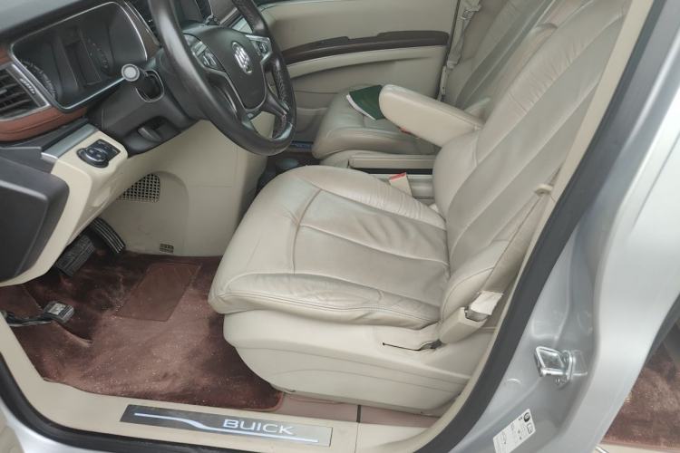 Used Buick GL8 2014 3.0L XT Luxury Business Flagship Edition Left Front Seat