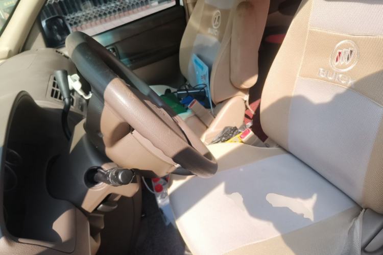 Used Buick GL8 2014 2.4L Classic Edition Left Front Seat