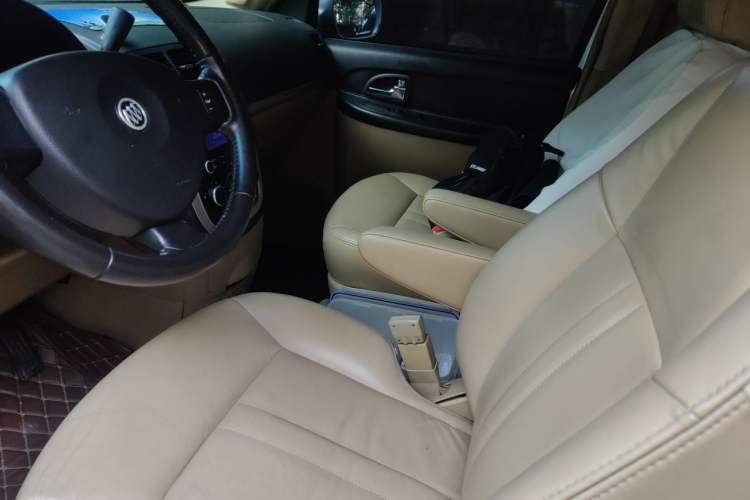 Used Buick GL8 2014 2.4L Executive Edition Left Front Seat