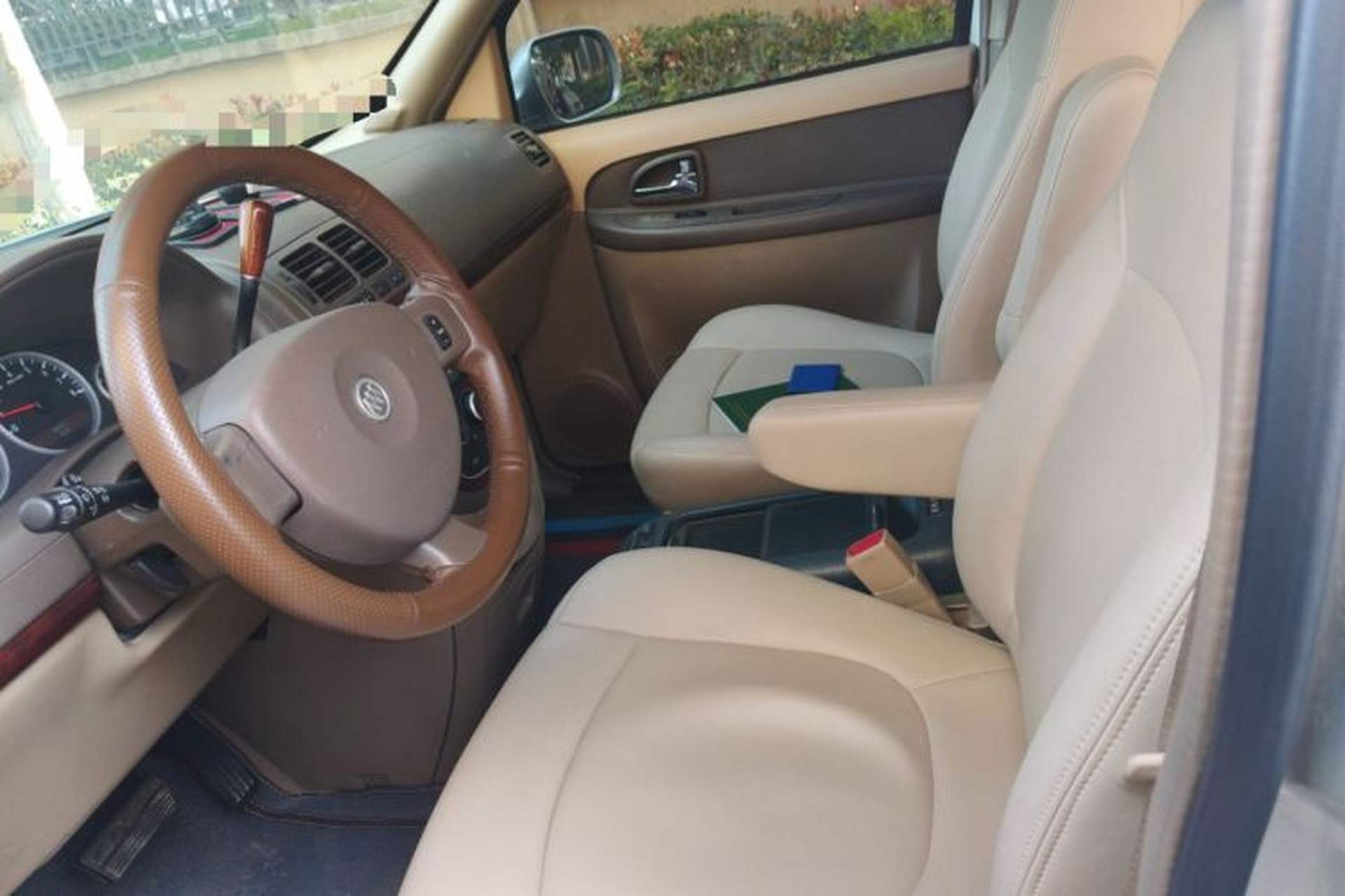 Used Buick GL8 2014 2.4L Comfort Edition Left Front Seat