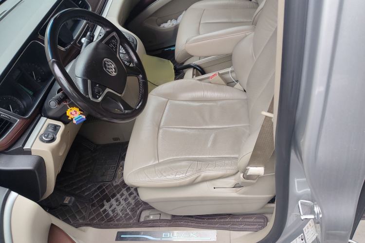 Used Buick GL8 2014 3.0L XT Luxury Business Flagship Edition Left Front Seat