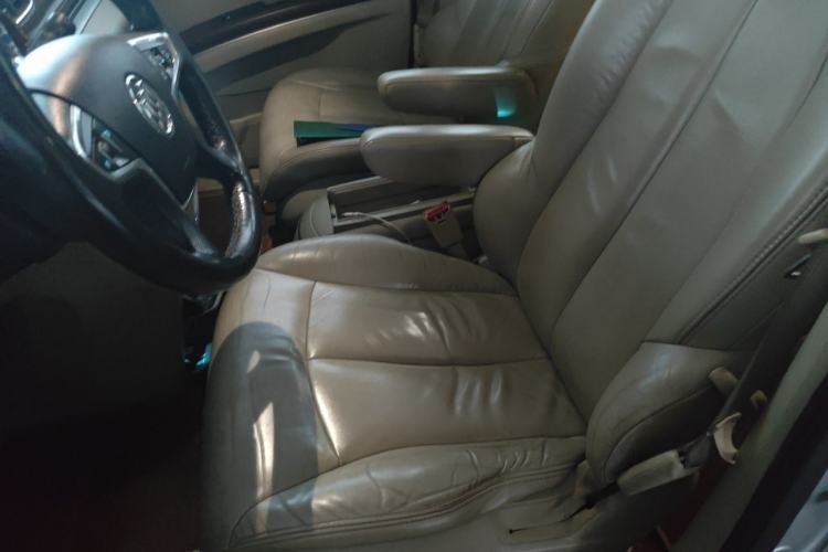 Used Buick GL8 2014 2.4L LT Luxury Business Executive Edition Left Front Seat