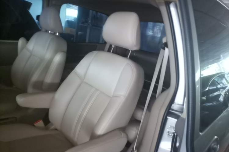 Used Buick GL8 2014 2.4L Classic Edition Left Rear Seat