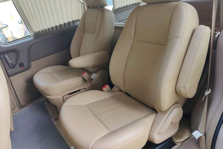 Used Buick GL8 2014 2.4L Classic Edition Left Rear Seat