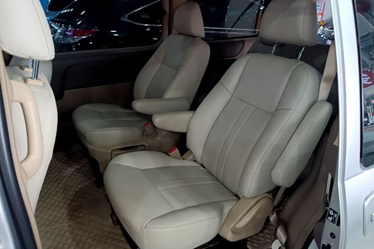 Used Buick GL8 2014 2.4L Classic Edition Left Rear Seat