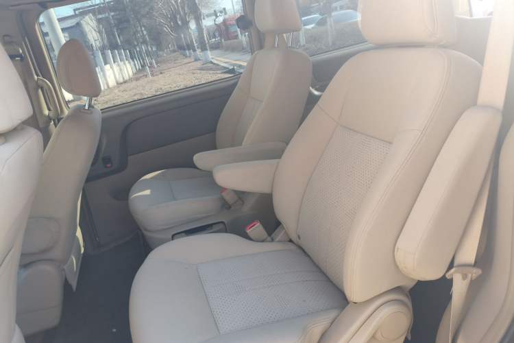Used Buick GL8 2014 2.4L Classic Edition Left Rear Seat