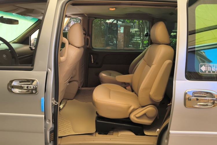 Used Buick GL8 2014 2.4L Classic Edition Left Rear Seat