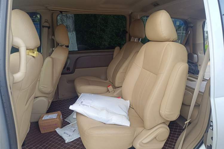 Used Buick GL8 2014 2.4L Classic Edition Left Rear Seat