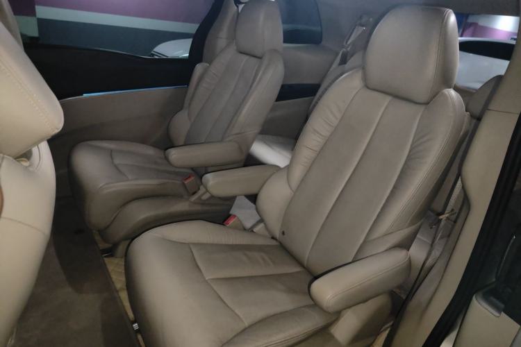Used Buick GL8 2014 3.0L GT Luxury Business Haoya Edition Left Rear Seat