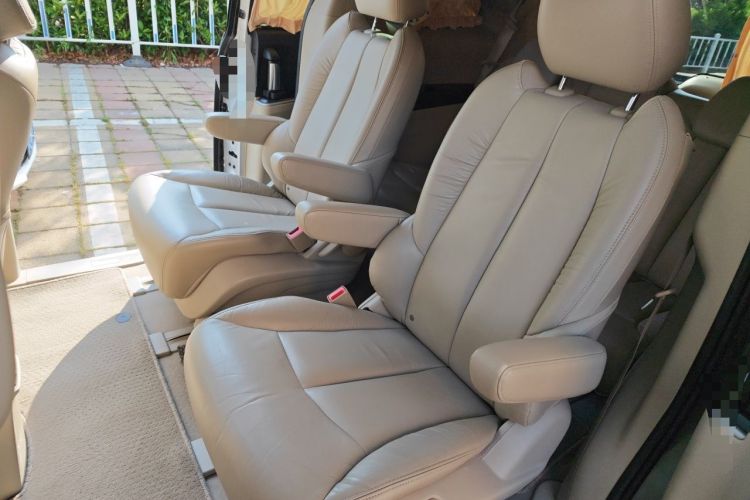 Used Buick GL8 2014 3.0L GT Luxury Business Haoya Edition Left Rear Seat