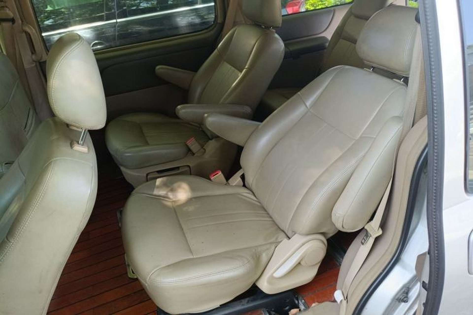 Used Buick GL8 2014 2.4L Classic Edition Left Rear Seat