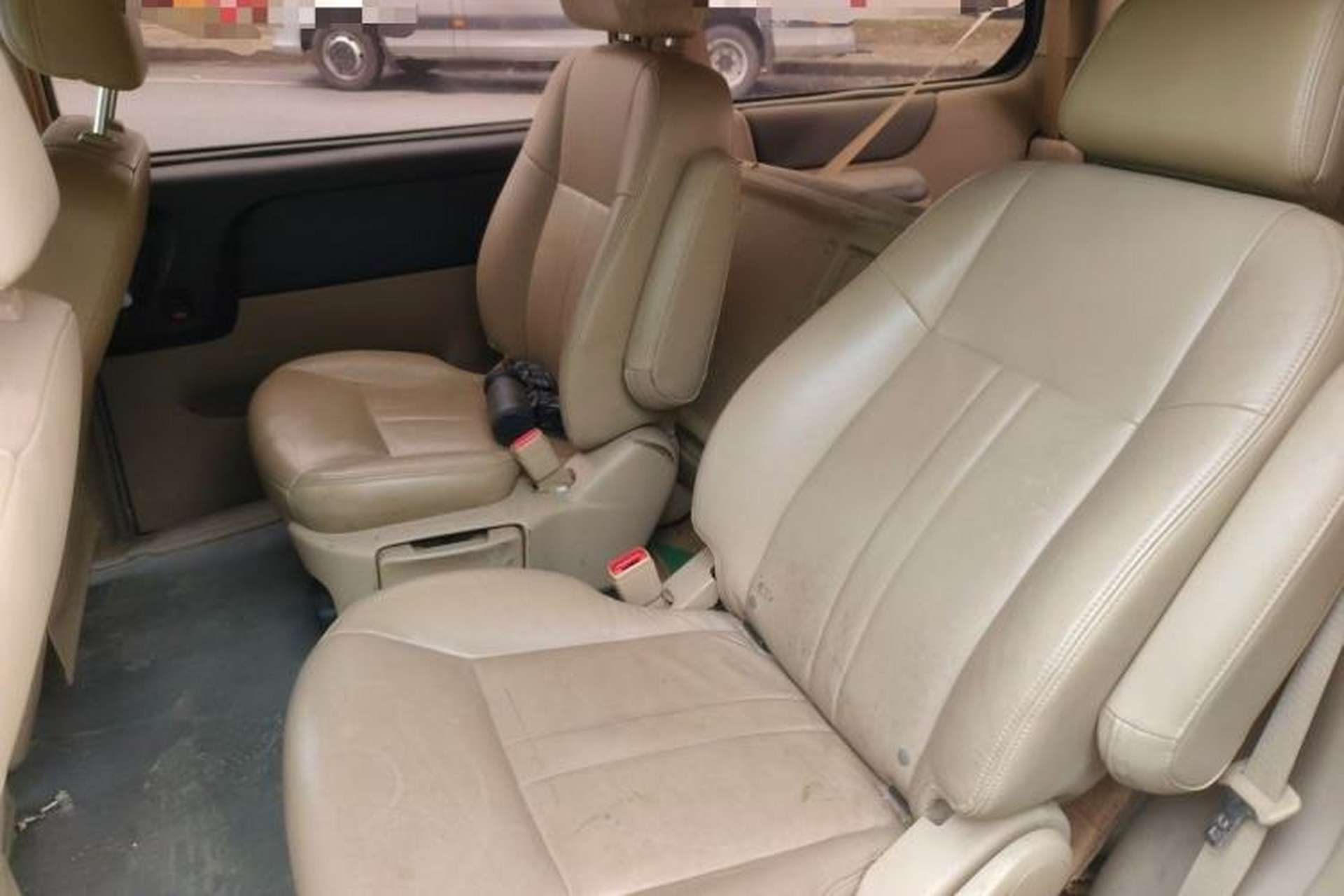 Used Buick GL8 2014 2.4L Executive Edition Left Rear Seat