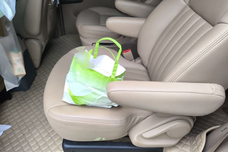 Used Buick GL8 2014 2.4L Classic Edition Left Rear Seat