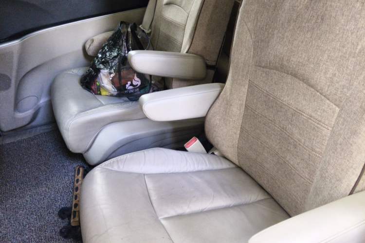 Used Buick GL8 2014 3.0L GT Luxury Business Haoya Edition Left Rear Seat