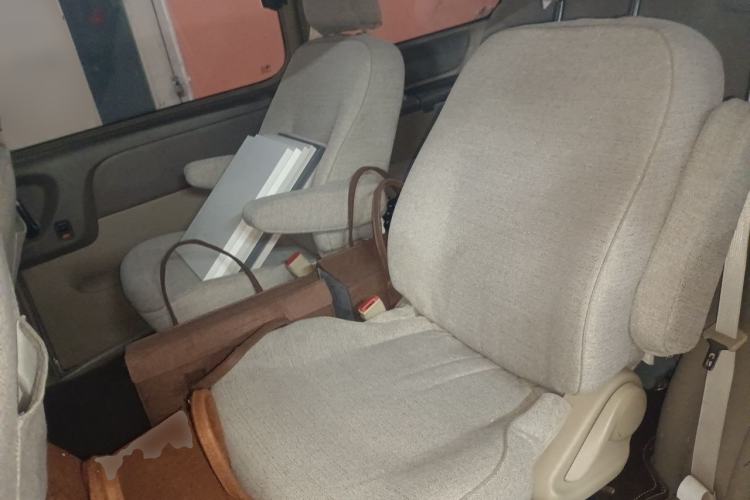 Used Buick GL8 2014 2.4L Classic Edition Left Rear Seat