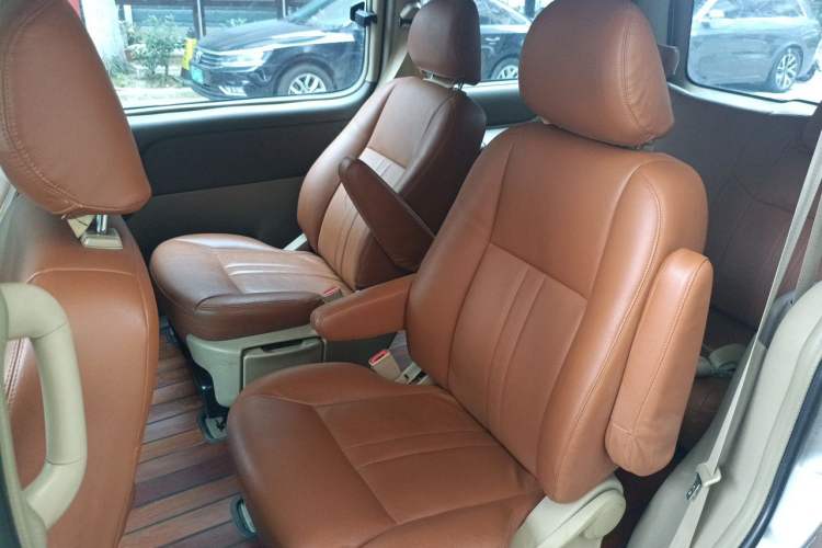 Used Buick GL8 2014 2.4L Classic Edition Left Rear Seat