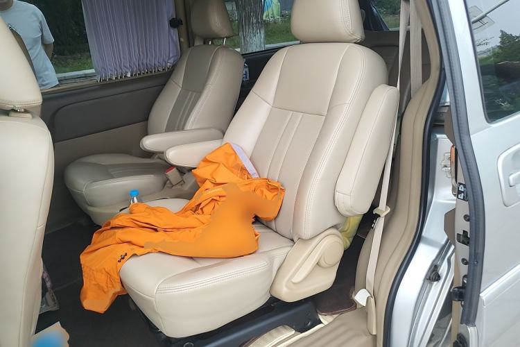 Used Buick GL8 2014 2.4L Classic Edition Left Rear Seat