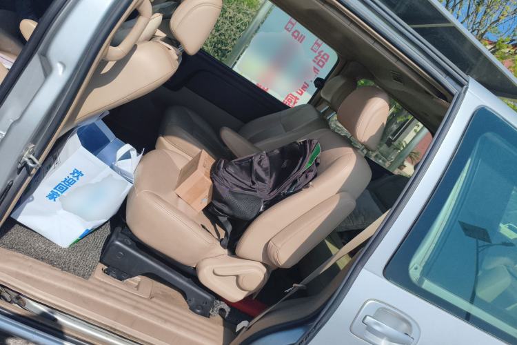 Used Buick GL8 2014 2.4L Executive Edition Left Rear Seat
