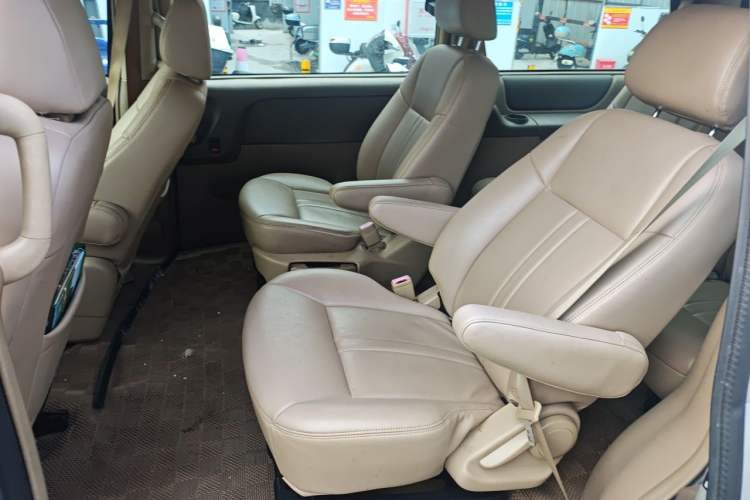 Used Buick GL8 2014 2.4L Comfort Edition Left Rear Seat