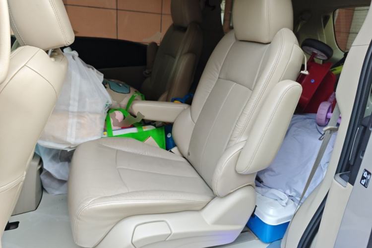 Used Buick GL8 2014 3.0L XT Luxury Business Flagship Edition Left Rear Seat