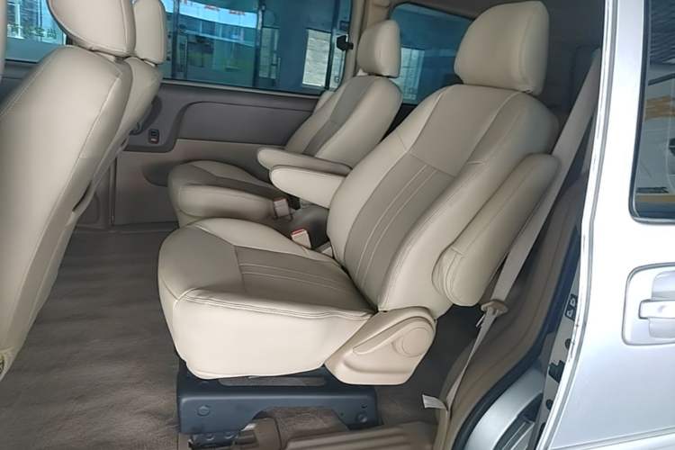 Used Buick GL8 2014 2.4L Classic Edition Left Rear Seat