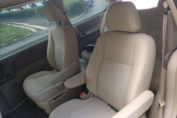 Used Buick GL8 2014 2.4L Classic Edition Left Rear Seat