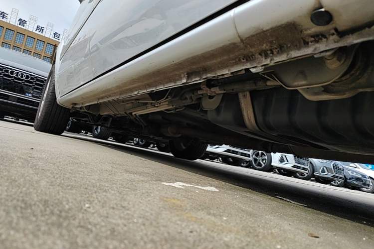 Used Buick GL8 2014 2.4L Classic Edition Left Side Sill