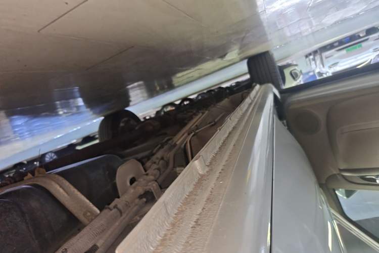 Used Buick GL8 2014 2.4L Classic Edition Left Side Sill