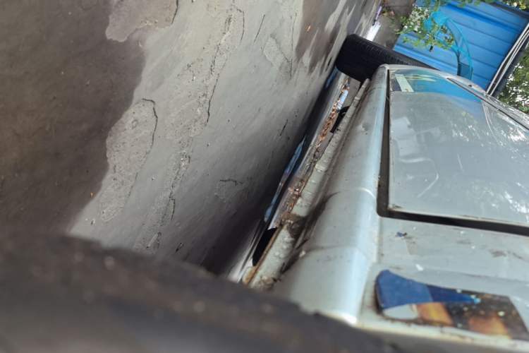 Used Buick GL8 2014 2.4L Classic Edition Left Side Sill