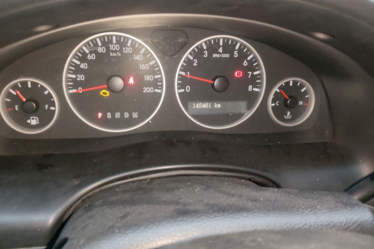 Used Buick GL8 2014 2.4L Executive Edition Odometer Close Up