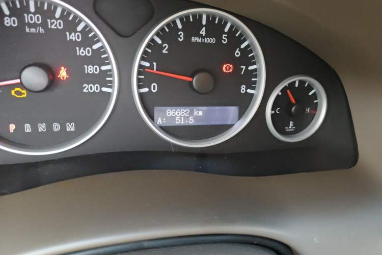 Used Buick GL8 2014 2.4L Classic Edition Odometer Close Up