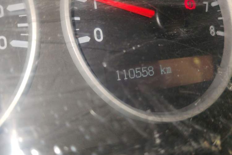 Used Buick GL8 2014 2.4L Classic Edition Odometer Close Up